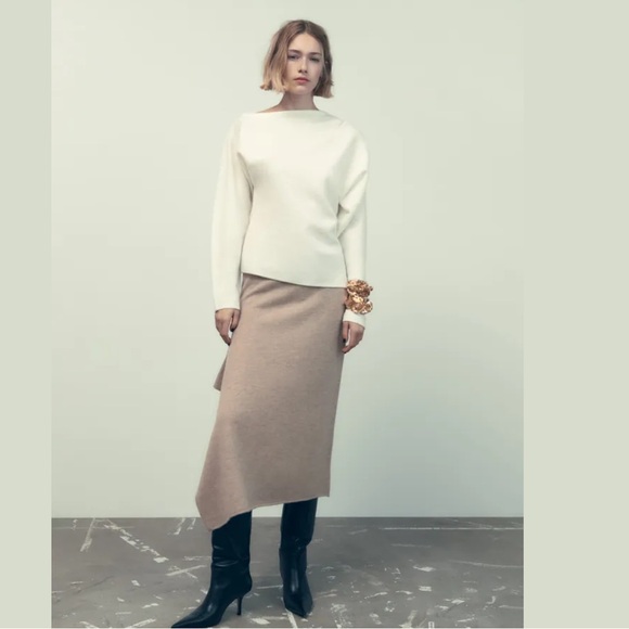 New ZARA  100% WOOL RUFFLED SKIRT - Picture 3 of 14